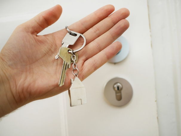 https://StaceyLee.StopRentingStartOwning.com